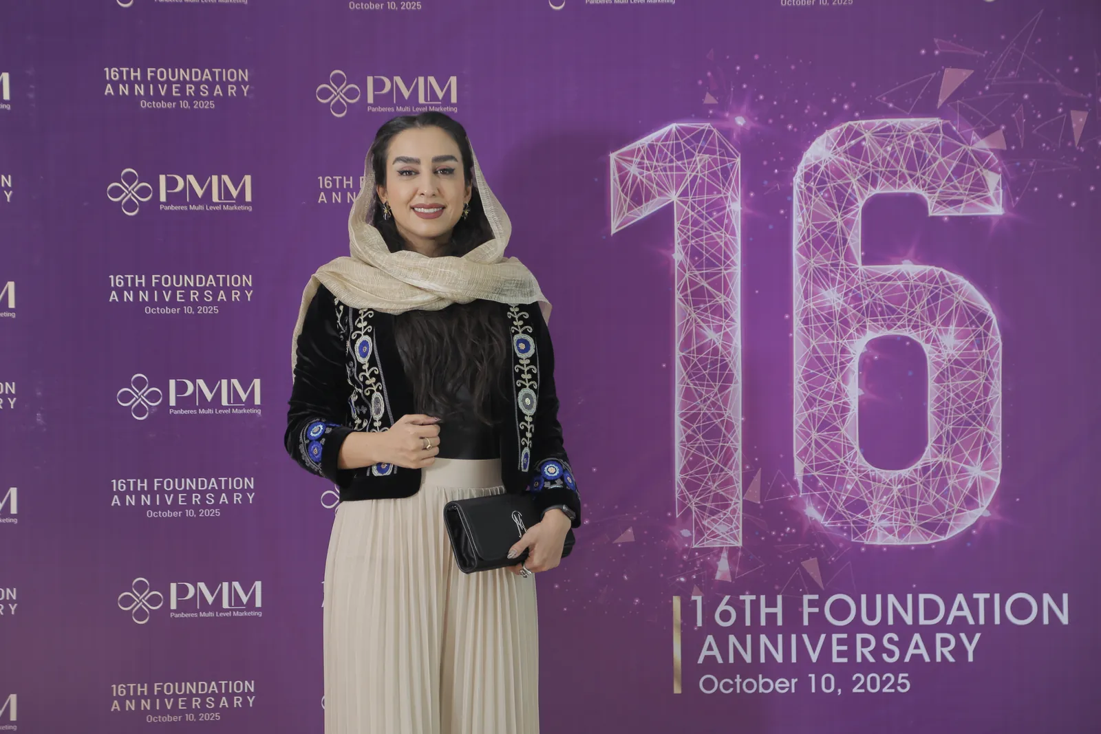 سارا در شانزدهمین سالگرد PMM